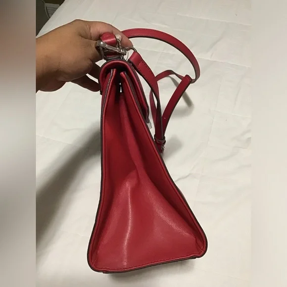 Guess Cherry Red Top Handle Satchel Bag - Picture 8 of 10